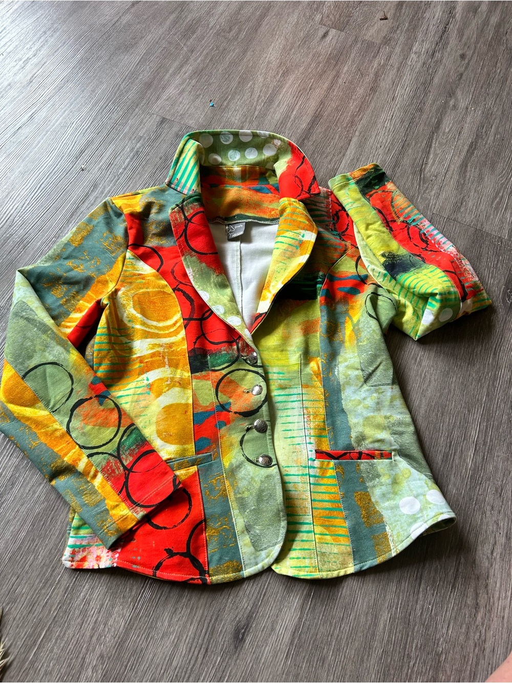 Vibrant Multicolor Abstract Women's Blazer in Green & Red new